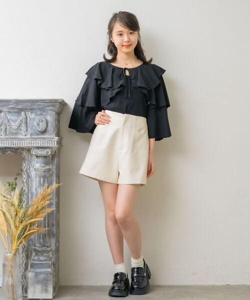 ems excite（エムズエキサイト）の「レザーショートパンツ（その他パンツ・レディース・ブラック/ダークブラウン/ナチュラル・FREE）」の19枚目の写真