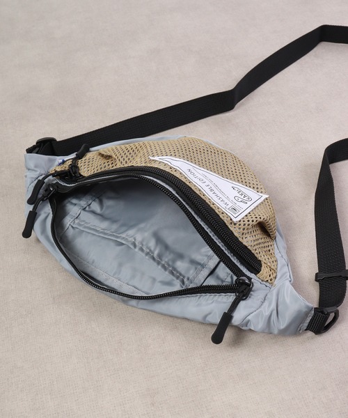 KAKSI(カクシ)の「KAKSI ウォッシャブルボディBAG(ボディバッグ/ウエストポーチ・メンズ・ブラック系/カーキ系/ピンク系/グレー系・FREE)」の18枚目の写真