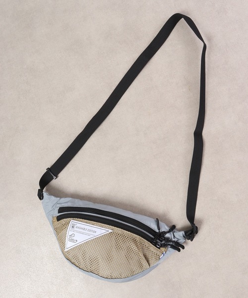 KAKSI(カクシ)の「KAKSI ウォッシャブルボディBAG(ボディバッグ/ウエストポーチ・メンズ・ブラック系/カーキ系/ピンク系/グレー系・FREE)」の13枚目の写真