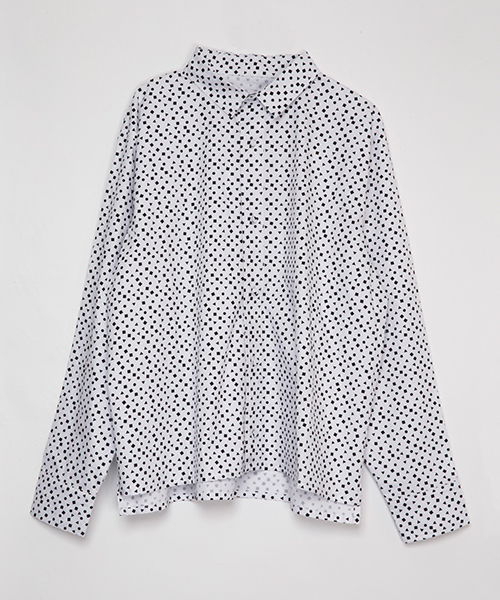 IKUMI（イクミ）の「【IKUMI】○△□SHIRT（シャツ/ブラウス・レディース・ホワイト/ブラック・FREE）」の2枚目の写真