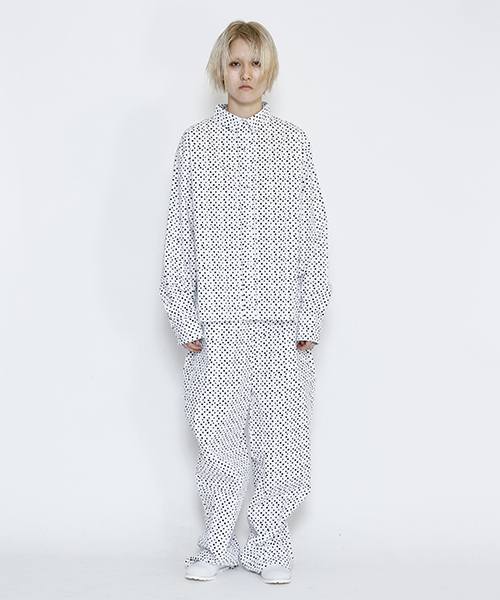 IKUMI（イクミ）の「【IKUMI】○△□SHIRT（シャツ/ブラウス・レディース・ホワイト/ブラック・FREE）」の7枚目の写真