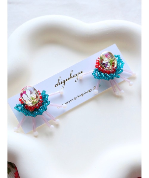 tone（トーン）の「【chiguhagu】【chiguhagu】押花×ビーズのピアス(MA)（ピアス（両耳用）・レディース・ブルー・FREE）」の3枚目の写真