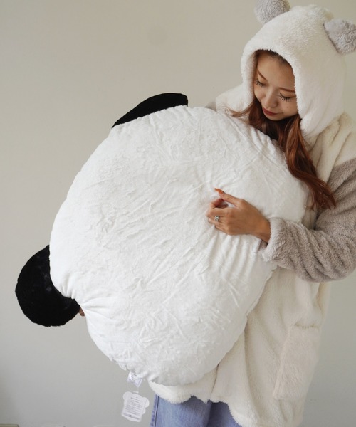 Port（ポート）の「【 Port / ポート 】 特大 パンダ フェイス クッション（クッション/クッションカバー・レディース・ホワイト・FREE）」の2枚目の写真