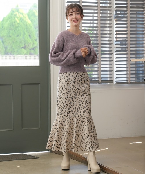 ASTORIA ODIER(アストリアオディール)の「ラメモヘアクロップトニット(ニット/セーター・レディース・アイボリー/パープル/ピンク/ベージュ・MEDIUM)」の6枚目の写真