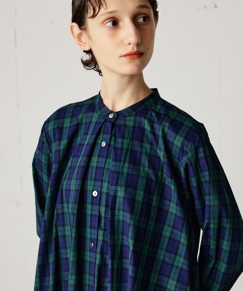 MidiUmi(ミディウミ)の「MidiUmi チェックタックAラインワンピース(ワンピース・レディース・その他2/その他1/オフホワイト・FREE)」の3枚目の写真