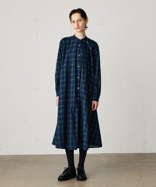 MidiUmi(ミディウミ)の「MidiUmi チェックタックAラインワンピース(ワンピース・レディース・その他2/その他1/オフホワイト・FREE)」の11枚目の写真