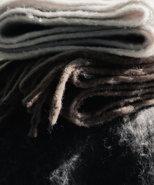 SINSS（シンス）の「Cashmere Blend Muffler / カシミヤブレンドマフラー（マフラー・メンズ・ブルー/グリーン/ブラック/ブラウン/ライトグレー/チャコール/アッシュブラウン・FREE）」の21枚目の写真