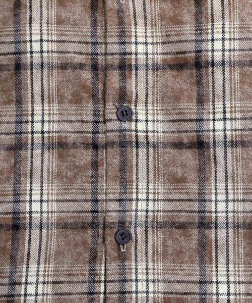 Figments（フィグメンツ）の「オーバーサイズブリーチチェックシャツ（シャツ/ブラウス・レディース・ネイビー/ベージュ・MEDIUM/SMALL）」の17枚目の写真