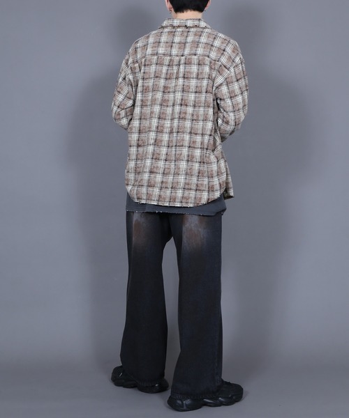 Figments（フィグメンツ）の「オーバーサイズブリーチチェックシャツ（シャツ/ブラウス・レディース・ネイビー/ベージュ・MEDIUM/SMALL）」の19枚目の写真