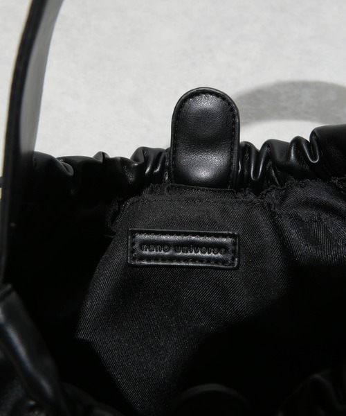 NANO universe(ナノユニバース)の「ギャザーハンドルバッグ(ハンドバッグ・レディース・ホワイト/ライトグリーン/ブラック・FREE)」の11枚目の写真