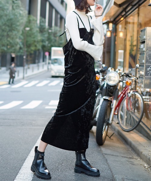 セール】ホルターネックベロアキャミワンピース（ワンピース