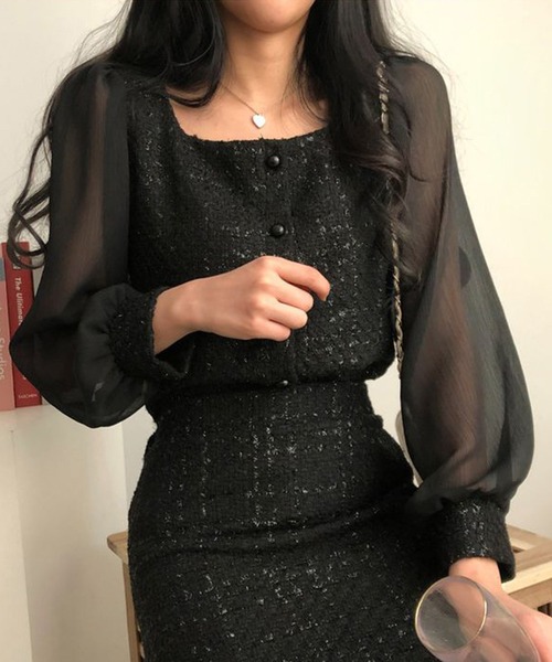 Jasmine Grandiflorum(ジャスミングランディフローラム)の「【Jasmine】レイヤード風異素材シアー切り替えセットアップ (SS)(セットアップ・レディース・ブラック/ホワイト・SMALL/MEDIUM)」の7枚目の写真