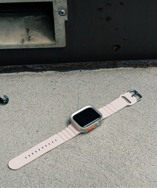 zandy（ズィーアンドワイ）の「zandy ズィーアンドワイ/ Apple Watch ケース＆ベルトセット マットタイプ【スクエアソフトフレーム】 アップルウォッチカバー& 日のスポーツバンド /// set3（デジタル腕時計・レディース・イエロー×グリーン/ブラック×ブラック/ホワイト×シルバー/ピンク/ネイビー/カーキ/イエロー× ブルー/クリアレッド/グリーン系その他/クリア/ワインレッド・S/M）」の19枚目の写真