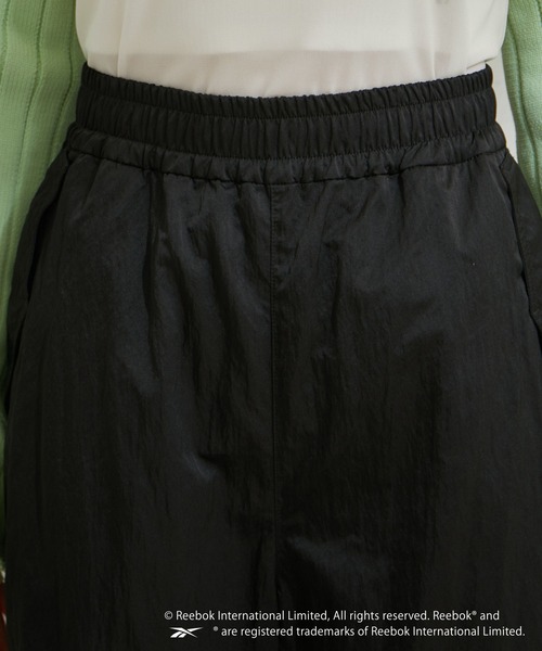 Reebok（リーボック）の「【Reebok別注】裾ドロストトラックパンツ（その他パンツ・レディース・オフホワイト/ブラック・FREE）」の10枚目の写真