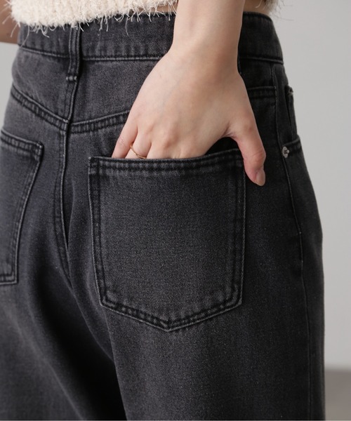 FREE'S MART（フリーズマート）の「[低身長サイズ/Sシリーズ]ニーカットストレートデニム（デニムパンツ・レディース・ブラック系その他/ケミカルウォッシュ・X-SMALL/SMALL/MEDIUM）」の13枚目の写真