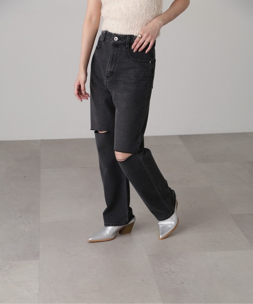 FREE'S MART（フリーズマート）の「[低身長サイズ/Sシリーズ]ニーカットストレートデニム（デニムパンツ・レディース・ブラック系その他/ケミカルウォッシュ・X-SMALL/SMALL/MEDIUM）」の4枚目の写真