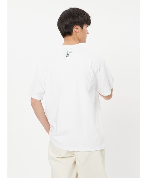 Barbour（バブアー）の「"JAPAN LIMITED" バックプリント ビーコンロゴ Ｔシャツ（オーバーサイズフィット）（Tシャツ/カットソー・メンズ・ホワイト/ブラック・SMALL/X-SMALL/X-LARGE/LARGE/MEDIUM）」の5枚目の写真