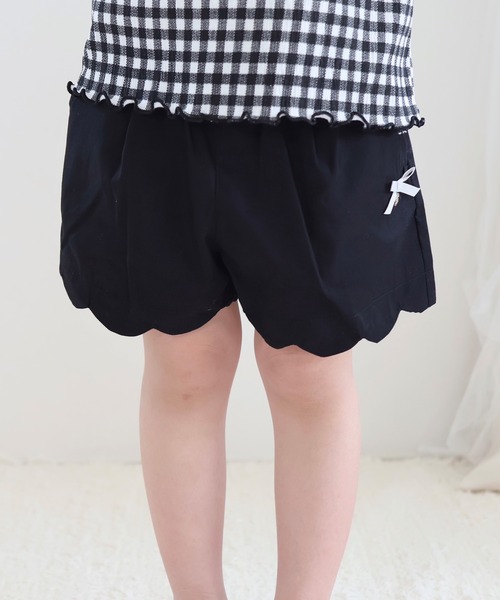 apres les cours(アプレレクール)の「スカラップショートパンツ(その他パンツ・キッズ・アイボリー/ドット/ピンク/インディゴブルー/ブラック/ベージュ・80/90/100/110/120/130/140)」の1枚目の写真