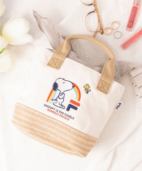 FILA(フィラ)の「FILA フィラ ×PEANUTS ピーナッツ SNOOPY スヌーピー コラボ キャンパス カゴ スカーフ ミニ トートバッグ ハンドバッグ(トートバッグ・レディース・ネイビー/ベージュ/サックスブルー・FREE)」の5枚目の写真