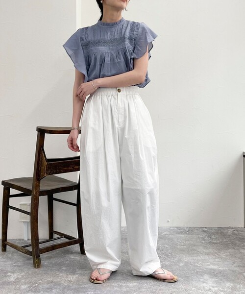 fredy emue（フレディエミュ）の「ピンタックレースラッフルブラウス（シャツ/ブラウス・レディース・オフホワイト/グレイッシュブルー/ブラック・38）」の16枚目の写真