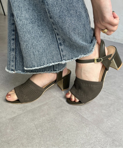 Thevon(ゼボン)の「ニットストラップサンダル(サンダル・レディース・アイボリー/ブラック/カーキ・M/L)」の3枚目の写真