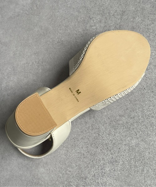 Thevon(ゼボン)の「ニットストラップサンダル(サンダル・レディース・アイボリー/ブラック/カーキ・M/L)」の9枚目の写真