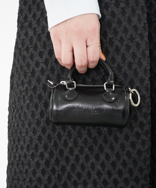U by SPICK&SPAN(ユーバイスピックアンドスパン)の「【MARGE SHERWOOD/マージシャーウッド】 LOG MICRO(ショルダーバッグ・レディース・シルバー/ブラック・FREE)」の3枚目の写真