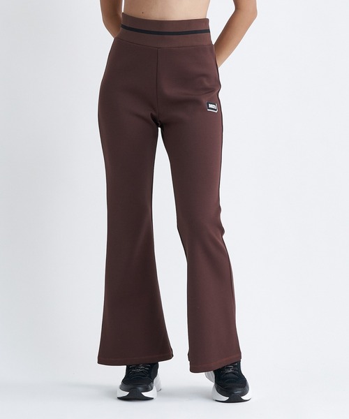 ROXY(ロキシー)の「FIND YOUR WAY FLARE/ロキシー速乾UVカット冷感スウェットパンツ(スウェットパンツ・レディース・ブラック/ミント/ブラウン・LARGE/MEDIUM/SMALL)」の1枚目の写真