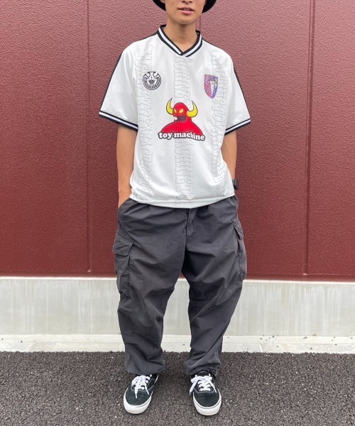 TOY MACHINE(トイ マシーン)の「【ムラサキスポーツ限定】TOY MACHINE/トイマシーン ゲームシャツ/半袖Tシャツ オーバーサイズ ユニセックス MTMSEST32(Tシャツ/カットソー・メンズ・ホワイト/ブラック・M/L/XL)」の16枚目の写真