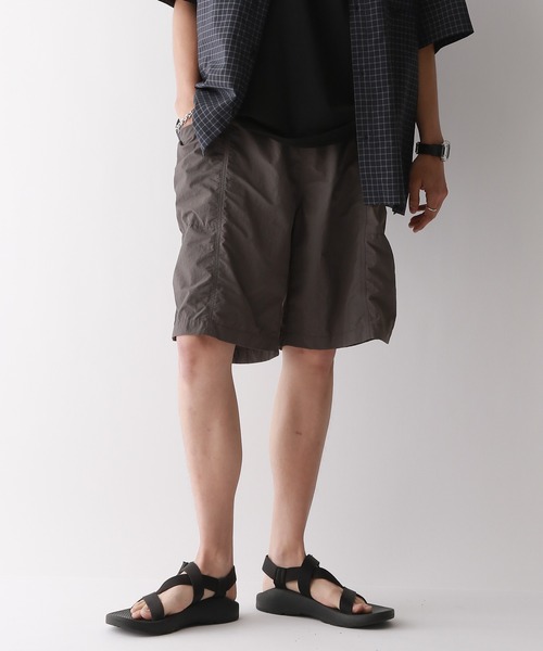 RAGEBLUE（レイジブルー）の「ナイロンイージールーズショーツ（その他パンツ・メンズ・グリーン系その他/ブラック/ベージュ/ネイビー/グレー・SMALL/MEDIUM/LARGE）」の2枚目の写真