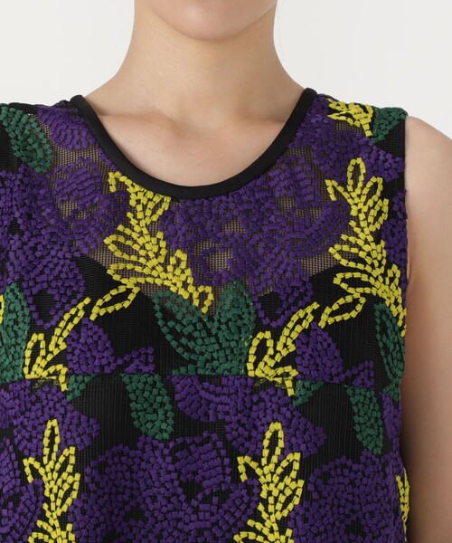 TOMORROWLAND .B（トゥモローランドビー）の「メッシュエンブロイダリーロングワンピース（ワンピース・レディース・ライトパープル・36/34）」の7枚目の写真