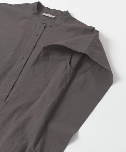 新品タグ付◆ ラブ　LAATO tack blouse アーバンリサーチ LAATO（ラート）の「tack blouse（シャツ/ブラウス）」 - WEAR