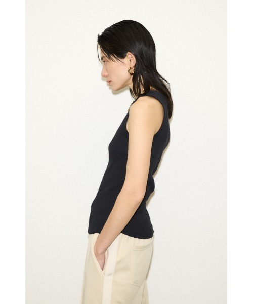 THROW by SLY(スローバイスライ)の「【3点セット】THROW VARIOUS TANK SET ヴァリアス タンクセット(Tシャツ/カットソー・レディース・ブラック/カーキ/ホワイト・FREE)」の13枚目の写真