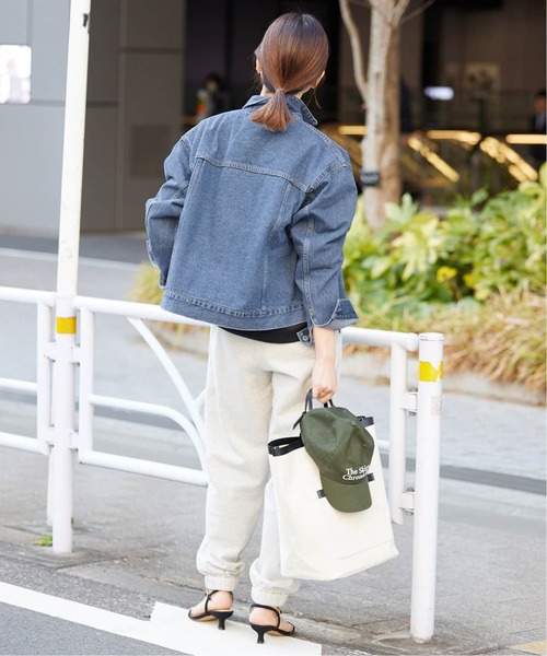 SLOBE IENA(スローブイエナ)の「《WEB限定/追加》LE DENIM ボクシートラッカーデニムジャケット(デニムジャケット・レディース・ブルー・FREE)」の8枚目の写真