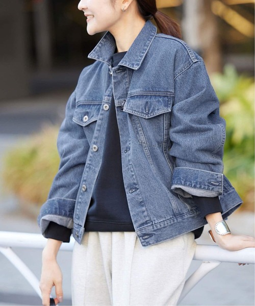 SLOBE IENA(スローブイエナ)の「《WEB限定/追加》LE DENIM ボクシートラッカーデニムジャケット(デニムジャケット・レディース・ブルー・FREE)」の7枚目の写真