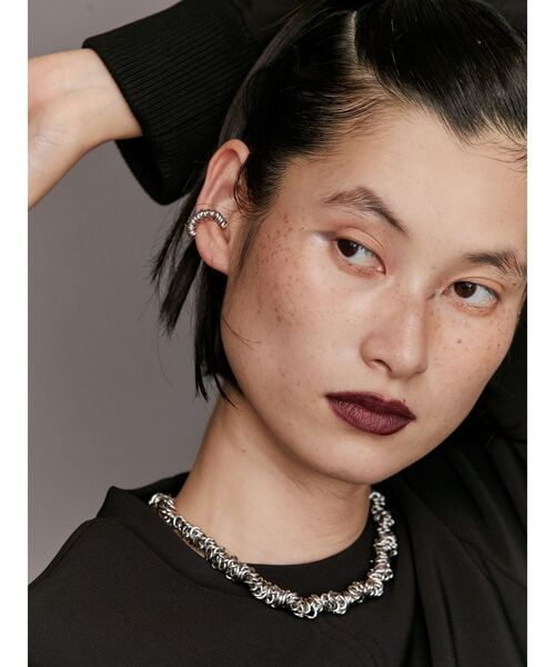 UN3D.（アンスリード）の「SWIRLY NECKLACE / スワイリーネックレス（ネックレス・レディース・シルバー/ゴールド・FREE）」の5枚目の写真