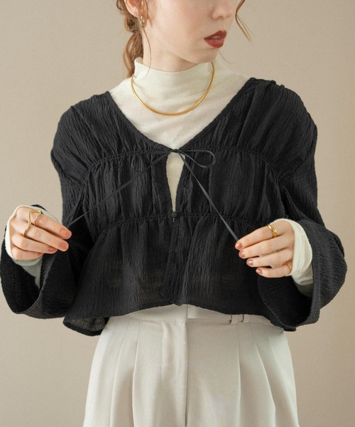 hinari（ヒナリ）の「フレアスリーブシャーリングブラウス（シャツ/ブラウス・レディース・ブラック/アイボリー・FREE）」の10枚目の写真