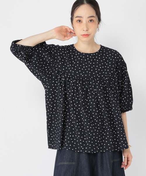 studio CLIP（スタディオクリップ）の「ドットプリントギャザーブラウス（シャツ/ブラウス・レディース・ネイビー/サックスブルー/ブラック・FREE）」の8枚目の写真