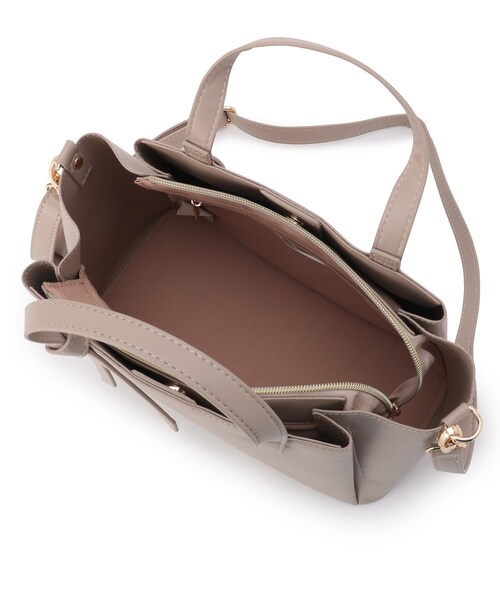ITS'DEMO（イッツデモ）の「◆【両あおり／ポケ5】かるBAG2wayトート（トートバッグ・レディース・ダークグレー/ベージュ/アイボリー/ブラック・00）」の12枚目の写真