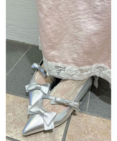 merry jenny ribbon ribbon パンプス シルバー M merry jenny ribbon ribbon パンプス シルバー M - メルカリ