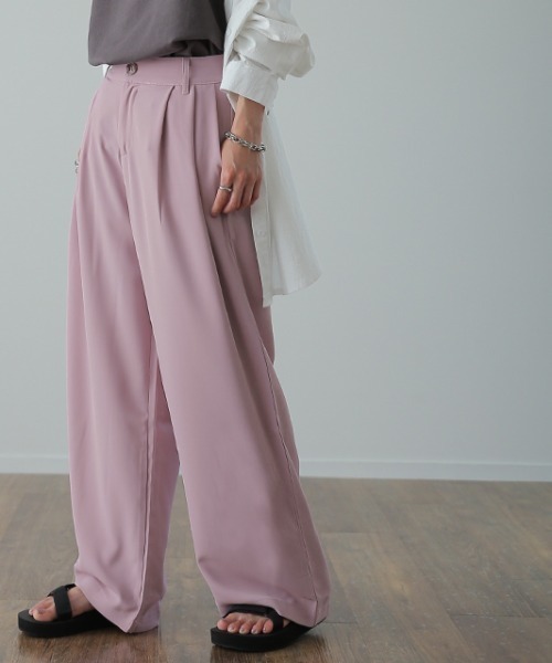 HUG.U（ハグユー）の「噂のカラーパンツ（スラックス・レディース・ターコイズブルー/セージグリーン/チェリーピンク/グリーン/ラベンダー/ブラック/ライトベージュ/ペールイエロー/ピンク系その他/イエロー系その他/ブラウン系その他/ベージュ系その他/ブラック系その他/グリーン系その他/ブルー系その他・レギュラー丈/トール丈）」の11枚目の写真