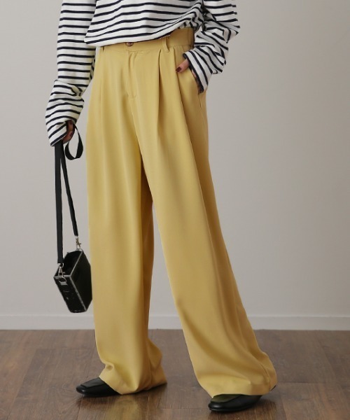 HUG.U（ハグユー）の「噂のカラーパンツ（スラックス・レディース・ターコイズブルー/セージグリーン/チェリーピンク/グリーン/ラベンダー/ブラック/ライトベージュ/ペールイエロー/ピンク系その他/イエロー系その他/ブラウン系その他/ベージュ系その他/ブラック系その他/グリーン系その他/ブルー系その他・レギュラー丈/トール丈）」の12枚目の写真