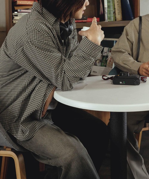 SENSE OF PLACE by URBAN RESEARCH（センスオブプレイスバイアーバンリサーチ）の「『ユニセックス』マイクロチェックレギュラーカラーロングスリーブシャツ（シャツ/ブラウス・メンズ・ベージュ/ブラック/ブルー・MEDIUM/LARGE）」の7枚目の写真