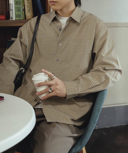 SENSE OF PLACE by URBAN RESEARCH（センスオブプレイスバイアーバンリサーチ）の「『ユニセックス』マイクロチェックレギュラーカラーロングスリーブシャツ（シャツ/ブラウス・メンズ・ベージュ/ブラック/ブルー・MEDIUM/LARGE）」の3枚目の写真