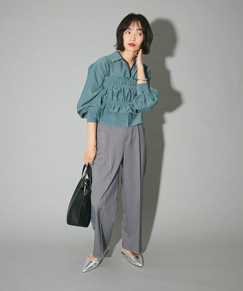 ELENCARE DUE（エレンカーレデュエ）の「・ELENCARE DUE ビスチェ付ショートシャツ（シャツ/ブラウス・レディース・グリーン/アイボリー/ブラック・FREE）」の14枚目の写真