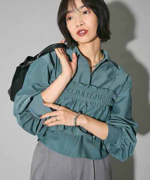 ELENCARE DUE（エレンカーレデュエ）の「・ELENCARE DUE ビスチェ付ショートシャツ（シャツ/ブラウス・レディース・グリーン/アイボリー/ブラック・FREE）」の18枚目の写真