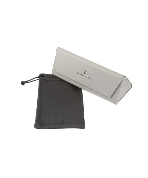 UNITED ARROWS（ユナイテッドアローズ）の「ボストン型 サングラス｜鼻パッド｜シェルパッド｜サングラス｜UVカット｜紫外線対策｜ユニセックス｜黒縁｜太縁フレーム｜Zoff｜UNITED ARROWS（サングラス・メンズ・ブラック/ブラウン/レッド・FREE）」の19枚目の写真