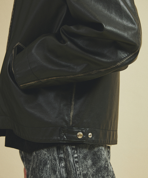417 EDIFICE（フォーワンセブンエディフィス）の「フェイクレザー ジップアップジャケット（ライダースジャケット・メンズ・ブラック・MEDIUM/LARGE）」の3枚目の写真
