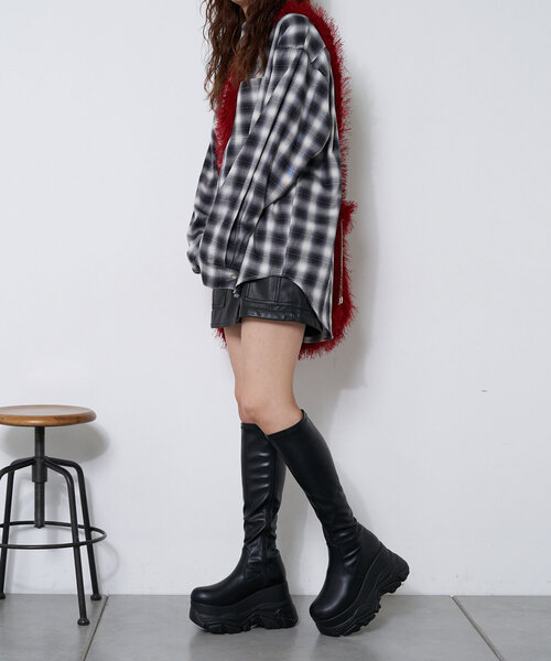 CIAOPANIC（チャオパニック）の「【WEB限定】超厚底スニーカーソールロングブーツ（ブーツ・レディース・ブラック・SMALL/MEDIUM/LARGE）」の6枚目の写真