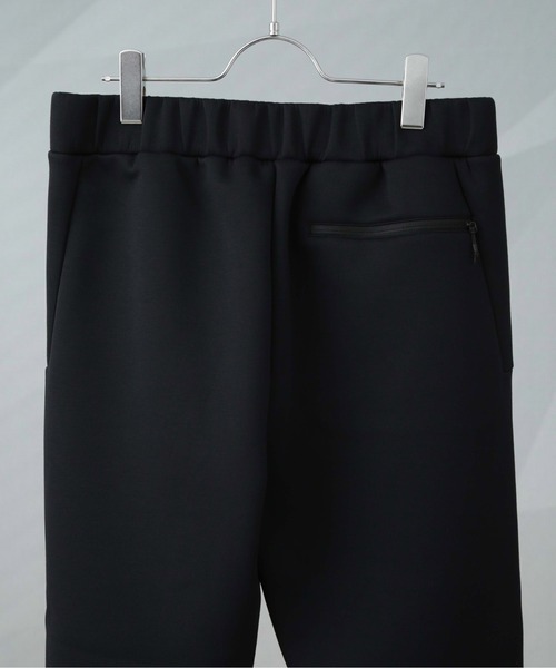 THE NORTH FACE(ザノースフェイス)の「THE NORTH FACE/Tech Air Sweat Jogger Pant(スウェットパンツ・メンズ・ブラック/チャコール・L/M/S)」の6枚目の写真